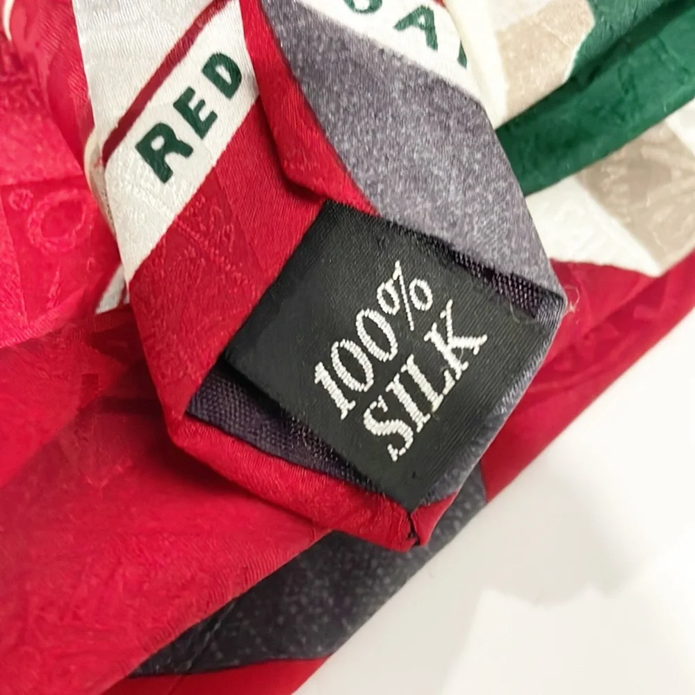 Tabasco Men Tie Colorful Golf Tabasco Sauce 100% Silk USA Vintage Collectible‎